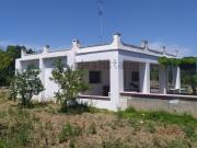 Rustici e casali in vendita di 94 m² in Via Supersano