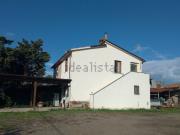 Rustici e casali in vendita di 95 m² in Località San...