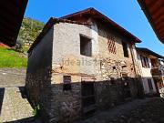 Rustici e casali in vendita di 95 m² in Via degli Alpini, 10