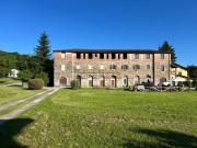 Rustici e casali in vendita di 960 m² in Via dello...