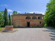 Rustici e casali in vendita di 985 m²