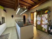 Rustici e casali in vendita di 98 m² in Via Bassa, 42