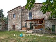 Rustico 9 vani 247mq