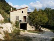 Rustico / Casale in vendita a Acqualagna PU