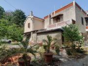 Rustico / Casale in vendita a Ancona AN