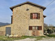 Rustico / Casale in vendita a Baschi TR