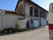 Rustico / Casale in vendita a Bernareggio MB
