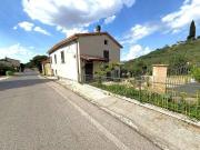 Rustico / Casale in vendita a Bettona PG