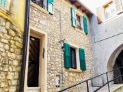 Rustico / Casale in vendita a Brenzone sul Garda VR