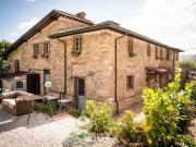 Rustico / Casale in vendita a Camaiore LU