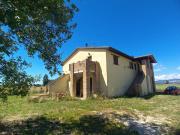 Rustico / Casale in vendita a Cannara PG