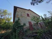 Rustico / Casale in vendita a Capolona AR