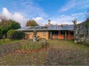 Rustico / Casale in vendita a Carugo CO