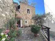 Rustico / Casale in vendita a Castelvecchio di Rocca...