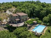 Rustico / Casale in vendita a Castiglion Fiorentino AR