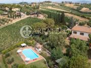 Rustico / Casale in vendita a Cerreto Guidi FI