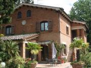 Rustico / Casale in vendita a Cetona SI