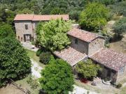 Rustico / Casale in vendita a Cortona AR