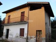 Rustico / Casale in vendita a Figino Serenza CO