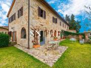 Rustico / Casale in vendita a Gaiole in Chianti SI