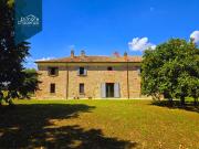 Villa in vendita a Gazzola PC