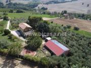 Rustico / Casale in vendita a Isola del Piano PU