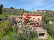 Rustico / Casale in vendita a Lamporecchio PT