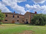 Rustico / Casale in vendita a Lucignano AR