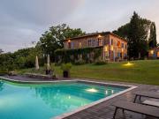 Rustico / Casale in vendita a Lucignano AR