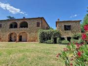 Rustico / Casale in vendita a Lucignano AR