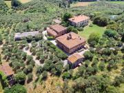 Rustico / Casale in vendita a Massarosa LU