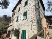 Rustico / Casale in vendita a Massarosa LU