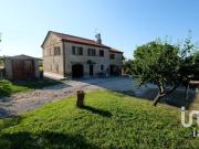 Rustico / Casale in vendita a Monsano AN