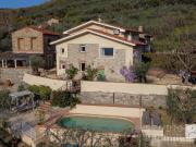 Rustico / Casale in vendita a Monsummano Terme PT