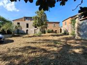 Rustico / Casale in vendita a Monte San Savino AR