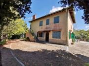 Rustico / Casale in vendita a Montevarchi AR