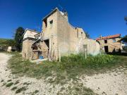 Rustico / Casale in vendita a Offida AP