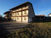 Rustico / Casale in vendita a Oleggio NO