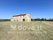 Rustico / Casale in vendita a Pesaro PU