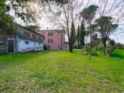 Rustico / Casale in vendita a Pontedera PI