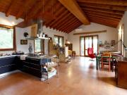 Rustico / Casale in vendita a Porto Mantovano MN