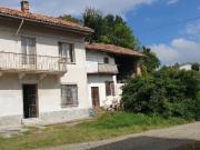 Rustico / Casale in vendita a Robella AT