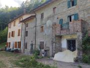 Rustico / Casale in vendita a San Benedetto Val di Sambro BO