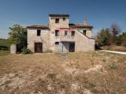 Rustico / Casale in vendita a San Marcello AN