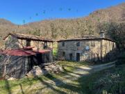 Rustico / Casale in vendita a Scarperia e San Piero FI