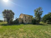 Rustico / Casale in vendita a Senigallia AN
