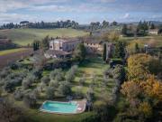 Rustico / Casale in vendita a Siena SI