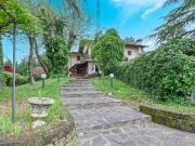 Rustico / Casale in vendita a Sorisole BG