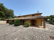 Rustico / Casale in vendita a Spoleto PG