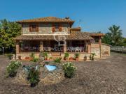 Rustico / Casale in vendita a Todi PG